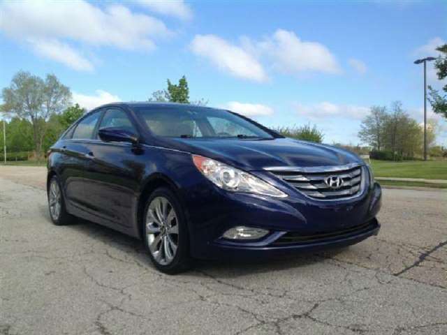 2011 Hyundai Sonata SE 4dr Sedan 6A